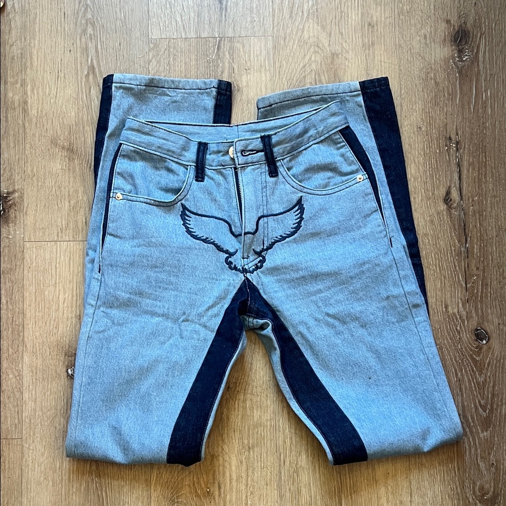 Woman’s Fitted Blue Jeans with Eagle Design